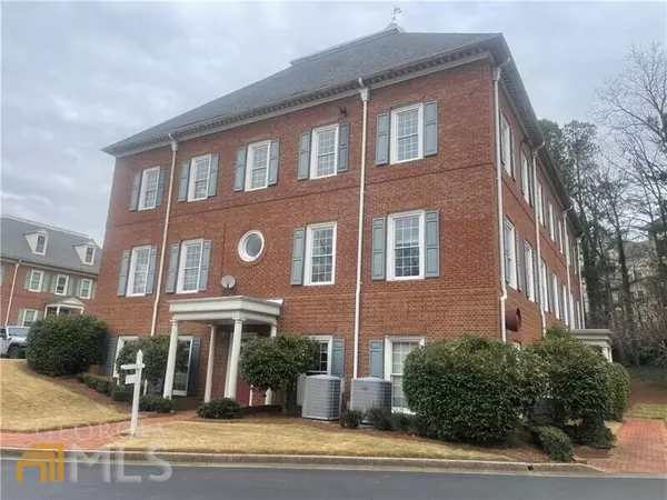 Sandy Springs, GA 30328,7000 Peachtree Dunwoody RD #17