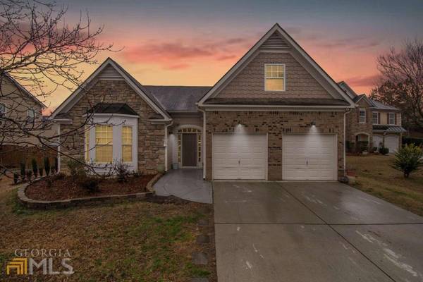 30 Horseshoe LN, Hiram, GA 30141