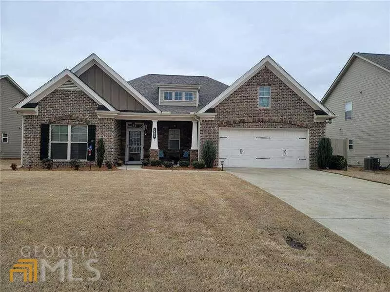 5695 Stellata CIR, Cumming, GA 30028