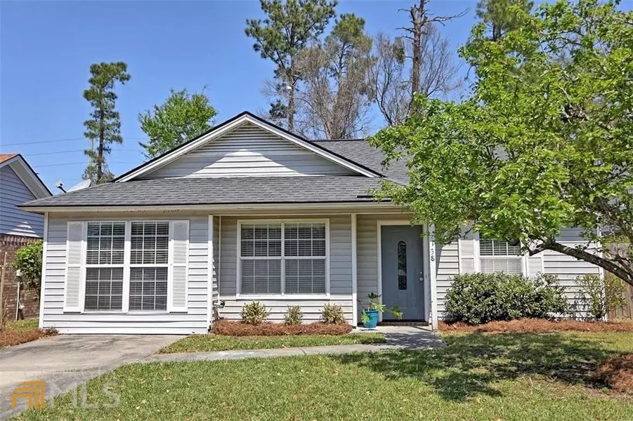 138 Ropemaker LN, Savannah, GA 31410