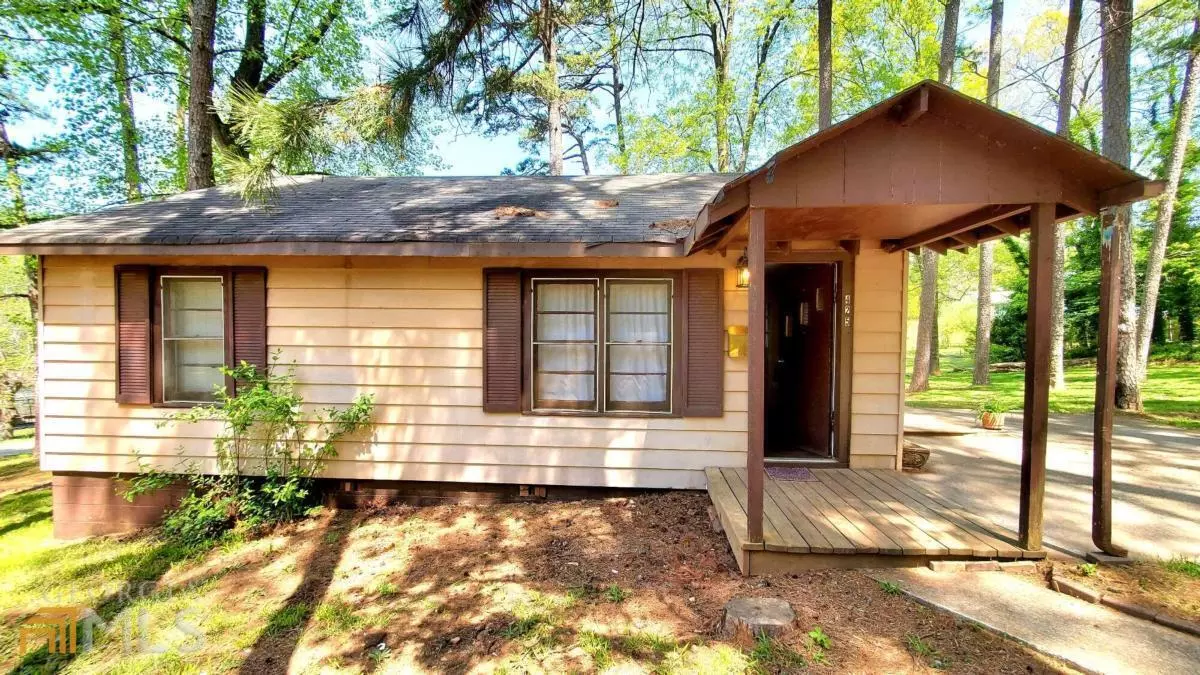 Cornelia, GA 30531,425 Elberta ST