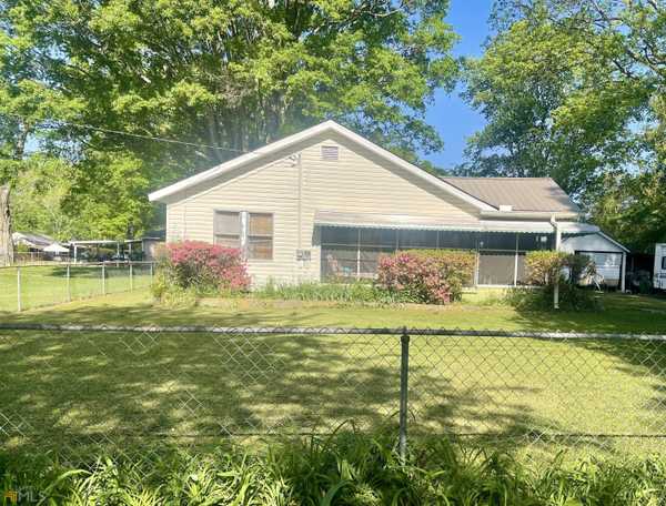 125 Cherry ST, Trion, GA 30753