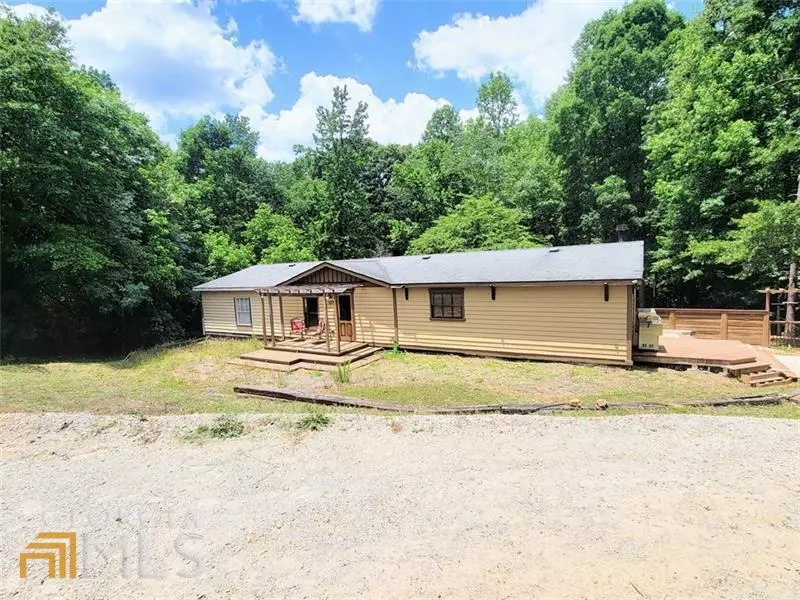 577 Tanners LN, Bethlehem, GA 30620