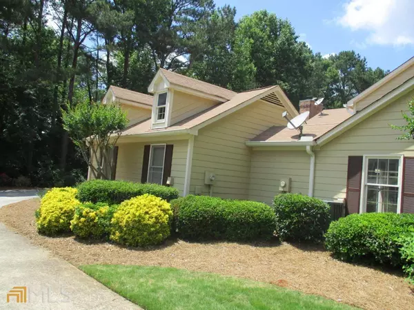 Roswell, GA 30075,113 Great Oaks LN