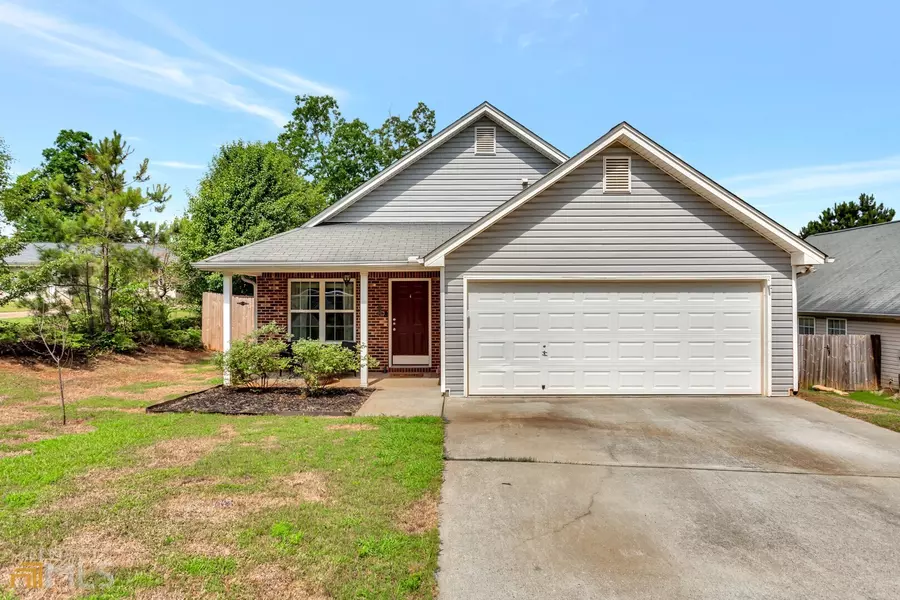 18 Larkspur LN, Emerson, GA 30137