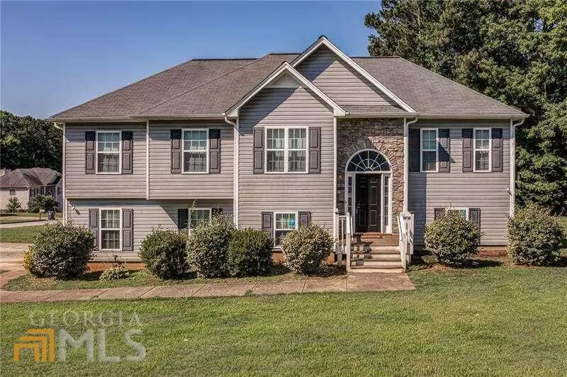 7603 Autumn Breeze, Douglasville, GA 30134