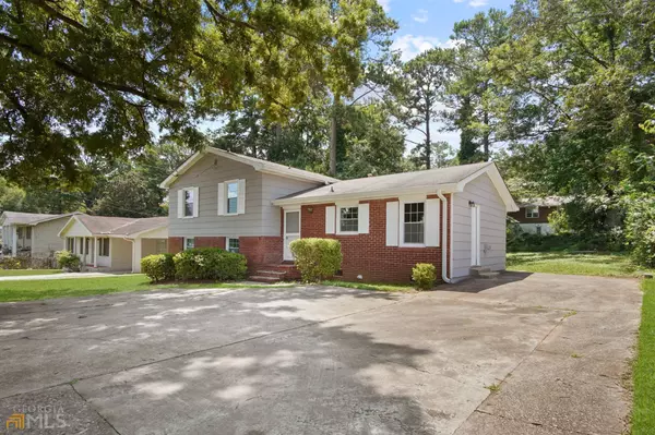 52 Upper Riverdale RD SW, Riverdale, GA 30274