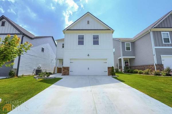 5792 Screech Owl DR, Flowery Branch, GA 30542