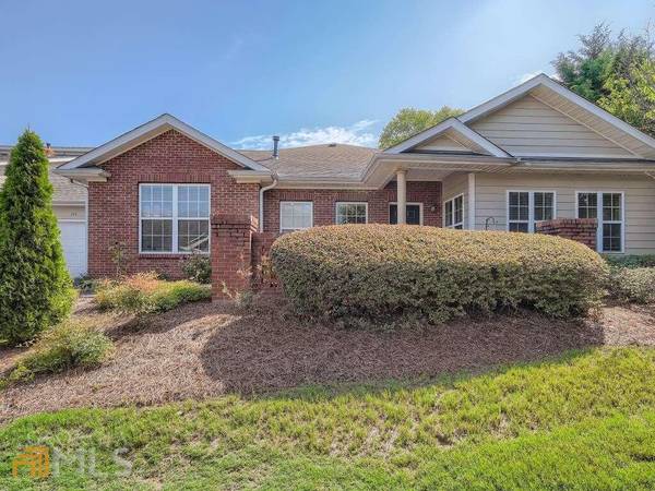 135 Villa Park CIR, Stone Mountain, GA 30087