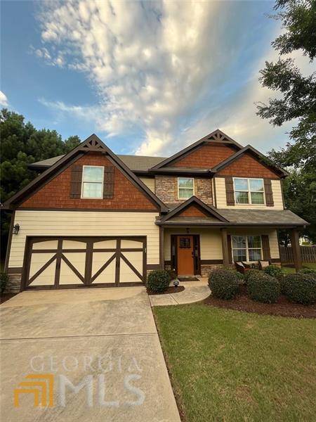 11 Chickapee CT, Newnan, GA 30263