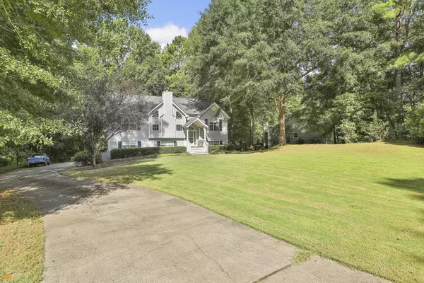 Newnan, GA 30263,255 Applewood CIR