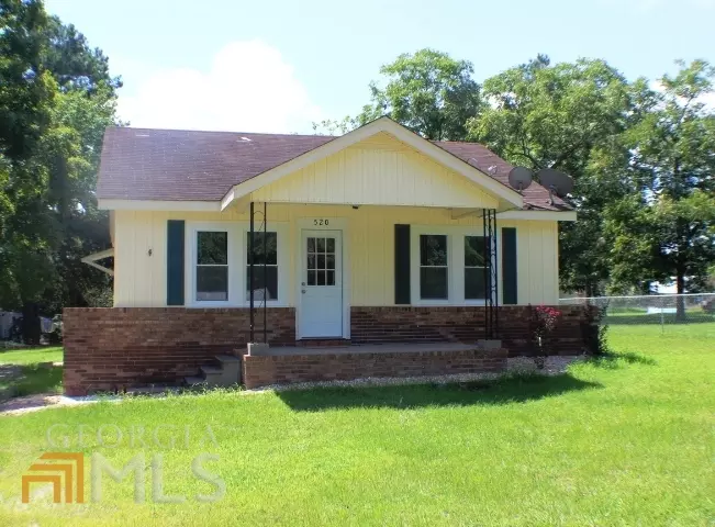 520 Jones Loop, Swainsboro, GA 30401