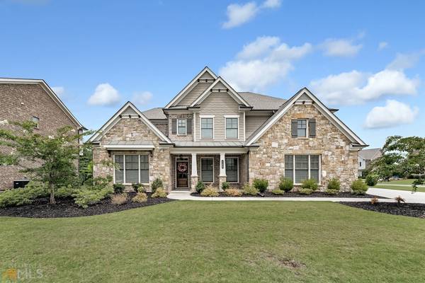 765 Deer Hollow TRCE, Suwanee, GA 30024