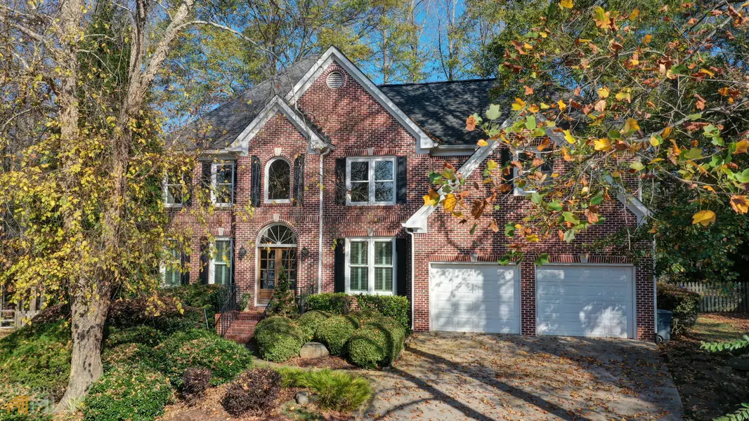 985 Windwalk CT, Roswell, GA 30076