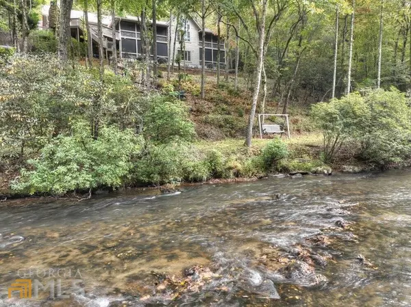 Ellijay, GA 30536,422 E Goldmine RD