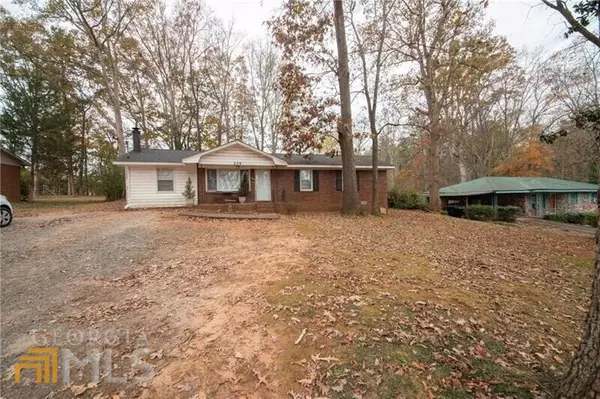 259 Dogwood LN, Lawrenceville, GA 30046