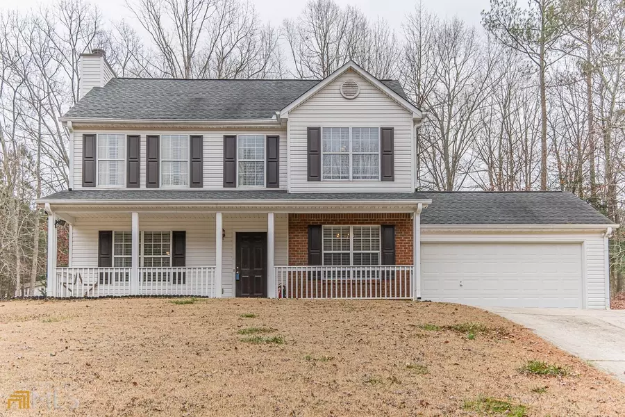 1015 Poplar LN, Loganville, GA 30052