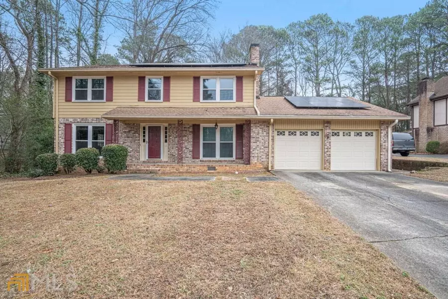 949 Viking DR, Stone Mountain, GA 30083