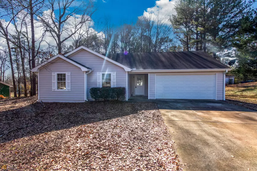 40 Myrtle Grove LN, Covington, GA 30014