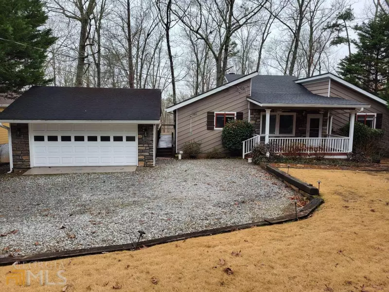 76 Holly DR, Dawsonville, GA 30534