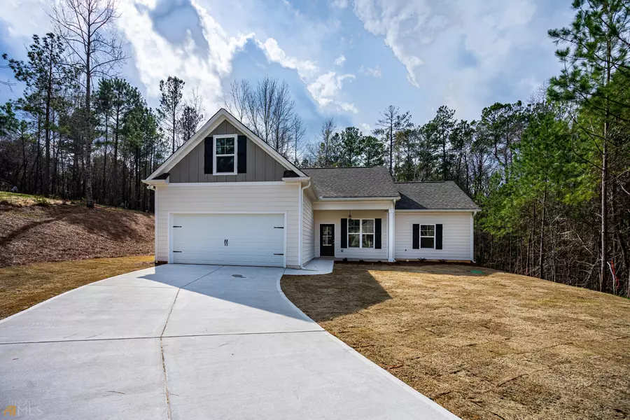 305 Jasmine LN, Lagrange, GA 30241