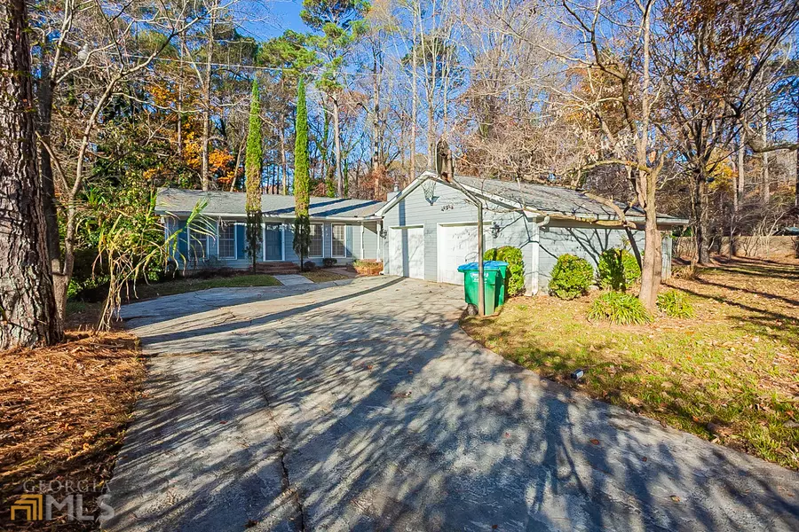 337 Chip RD, Stone Mountain, GA 30087