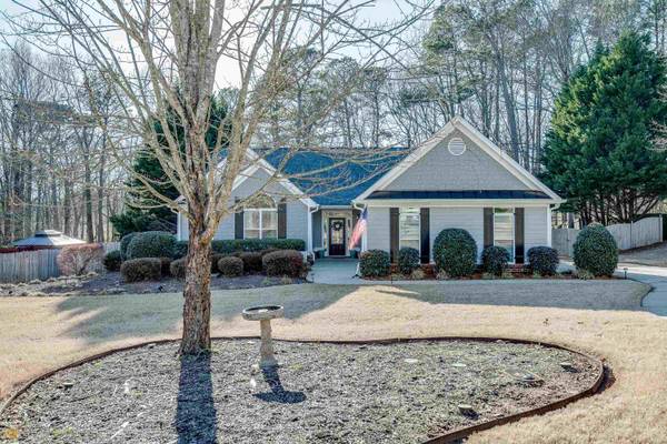 821 Caleb DR, Winder, GA 30680