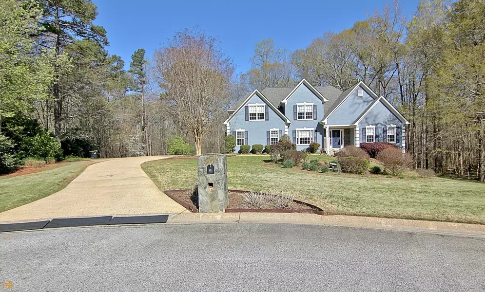 335 Butterfield LN, Fayetteville, GA 30214