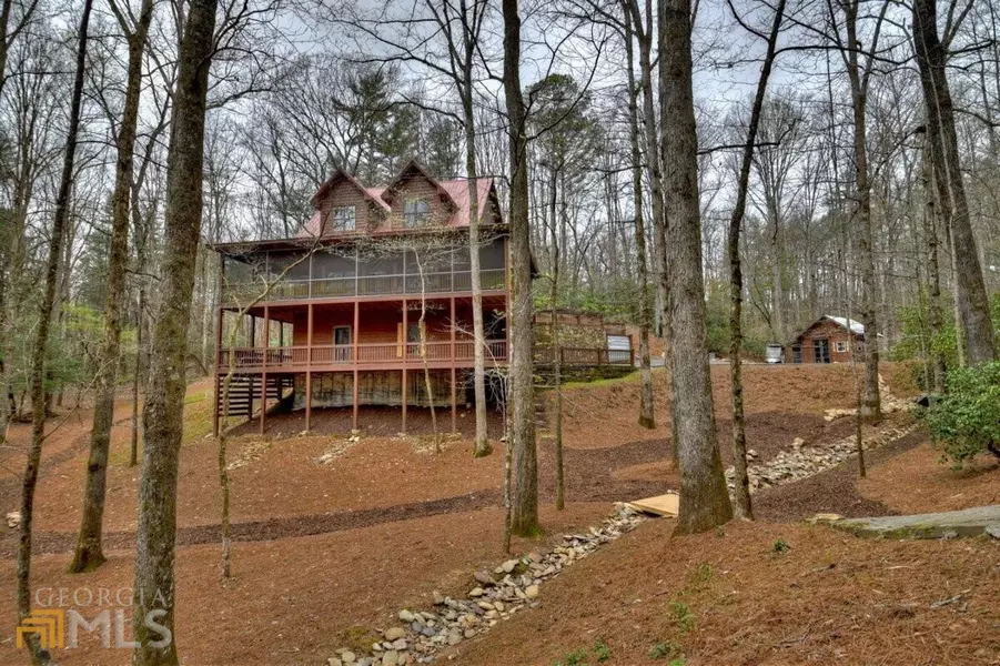 30 Okemah CT, Ellijay, GA 30540