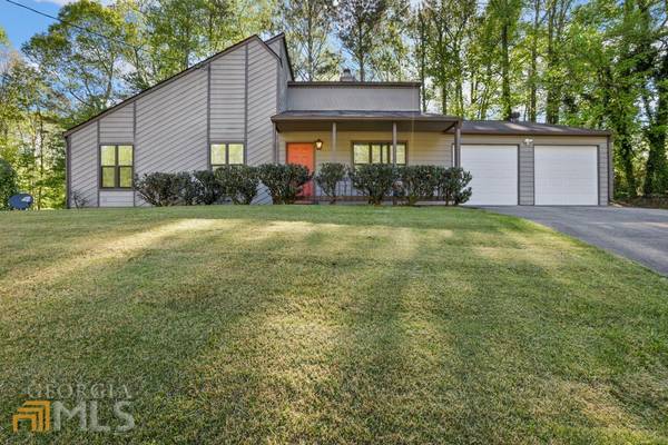 620 River Bend CIR SW,  Smyrna,  GA 30082