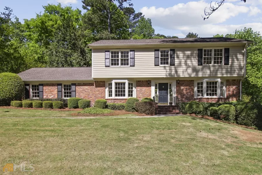 6740 Chesapeake PT NW, Sandy Springs, GA 30328