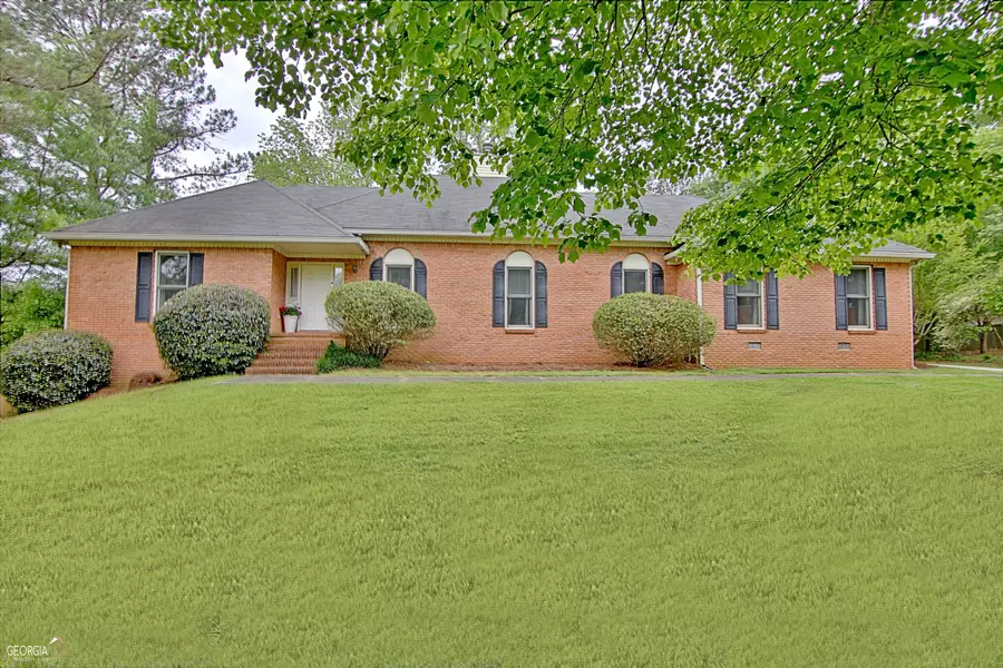 145 Antebellum WAY, Fayetteville, GA 30215