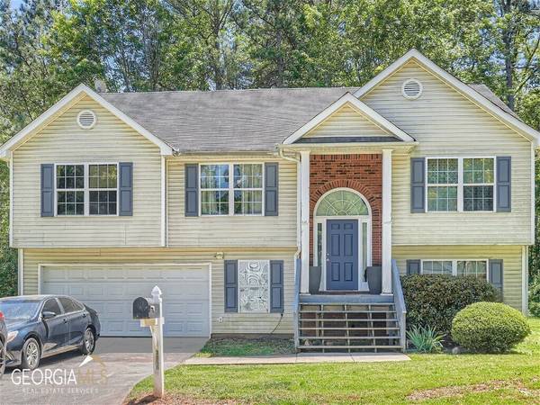 3955 Waters End LN, Snellville, GA 30039