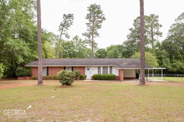 1824 Clarke AVE, Waycross, GA 31503