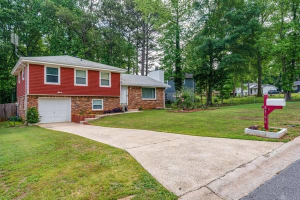 8366 Magnolia DR, Jonesboro, GA 30238