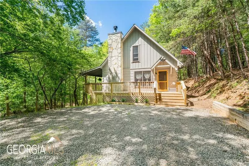 19 Blackberry Falls LN, Ellijay, GA 30536