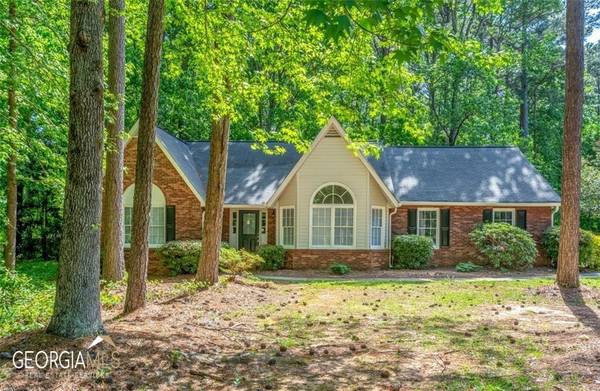 160 MERCEDES Trail,  Fayetteville,  GA 30214