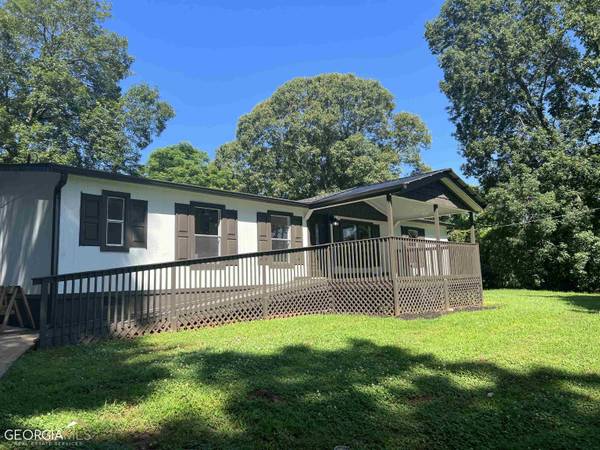 3656 Candler RD, Pendergrass, GA 30567