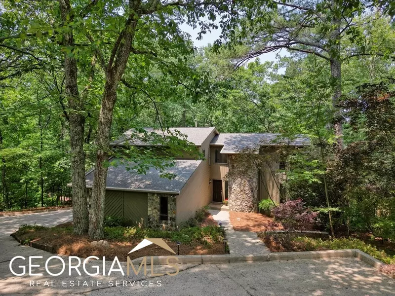 8900 North Mount DR, Johns Creek, GA 30022