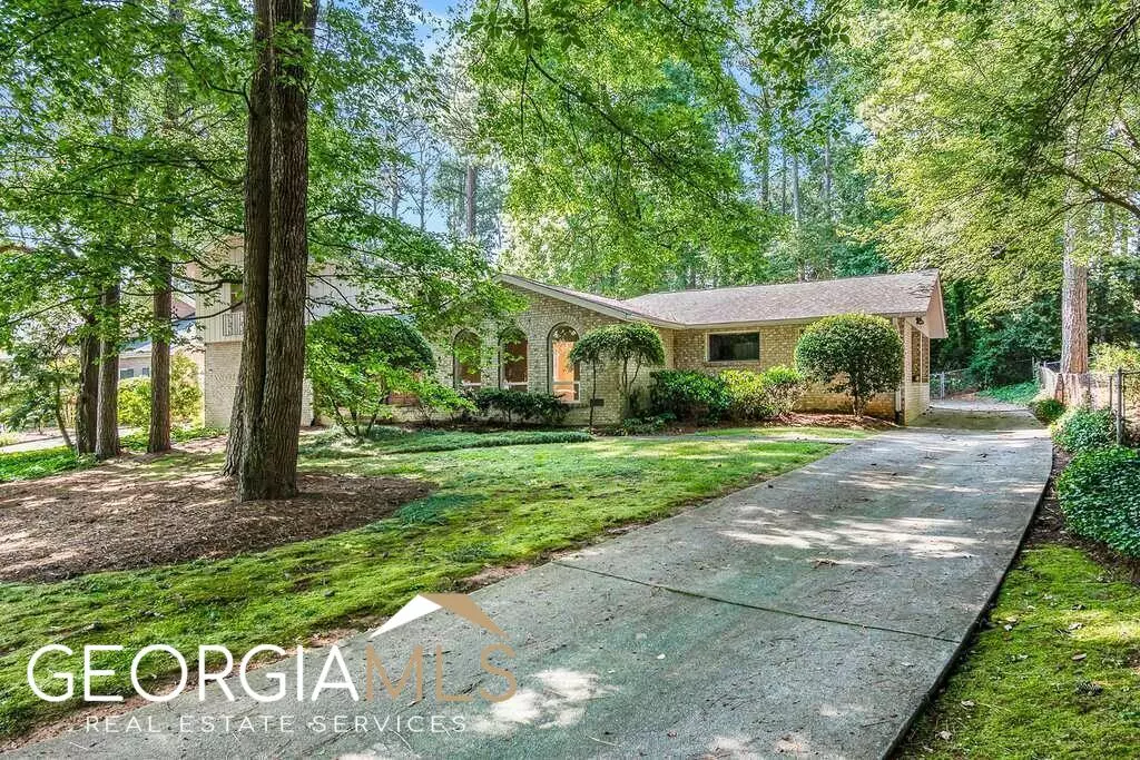 Atlanta, GA 30345,2809 Glade Springs DR