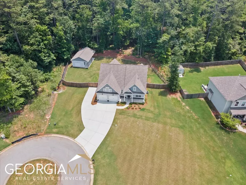 16 Autumn Bluff CT, Douglasville, GA 30134