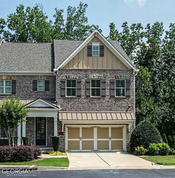 996 Bergeron PL, Sandy Springs, GA 30328