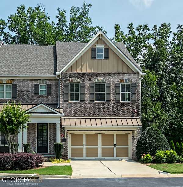 996 Bergeron PL, Sandy Springs, GA 30328