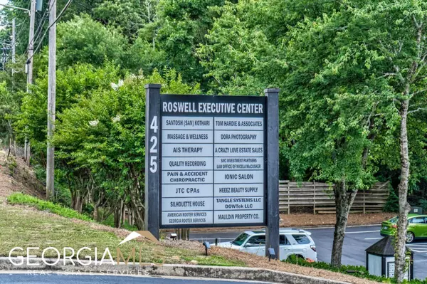 Roswell, GA 30075,425 E Crossville RD #111