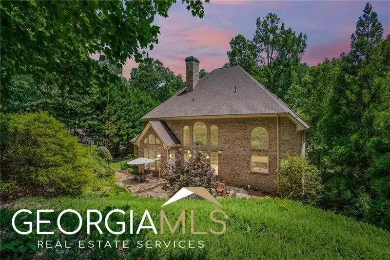 8319 Grogans Ferry RD, Sandy Springs, GA 30350