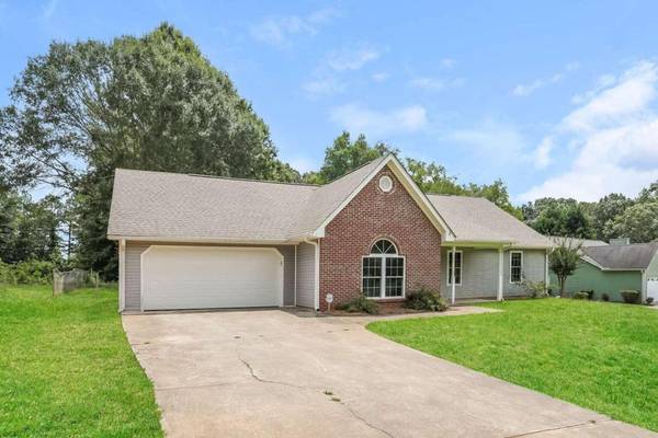 Stockbridge, GA 30281,176 Lakepointe CT