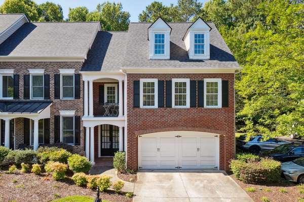 1002 Village Green CIR, Roswell, GA 30075