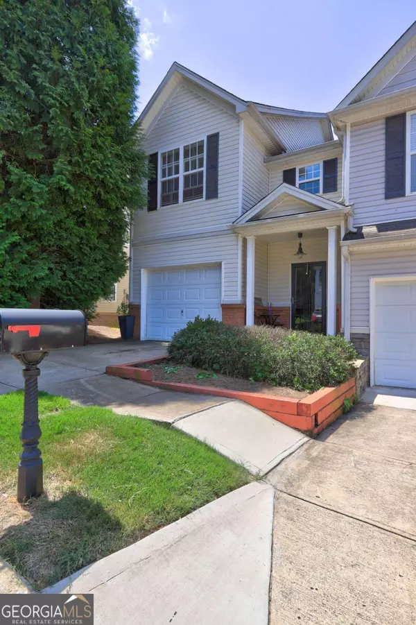 Flowery Branch, GA 30542,4933 Vireo DR