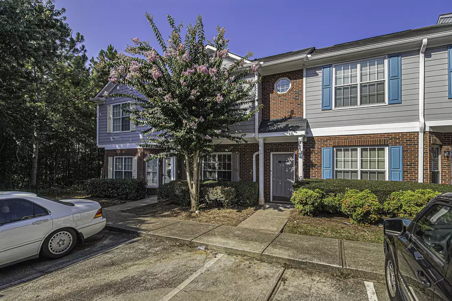 4923 Walden Lake SQ, Decatur, GA 30035