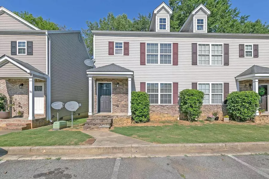 28 Middleton CT, Cartersville, GA 30120